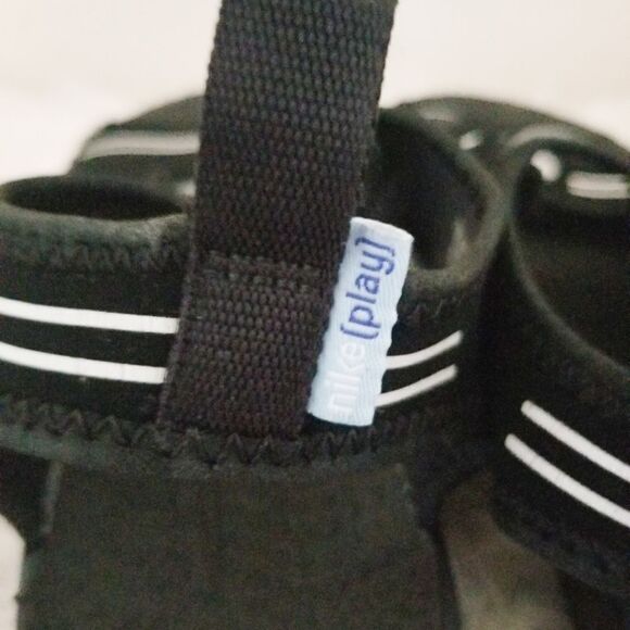 Nike sandals slip on shoes - Picture 4 of 5